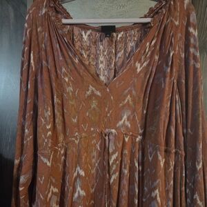 Torrid Rust Orange Patterned Top